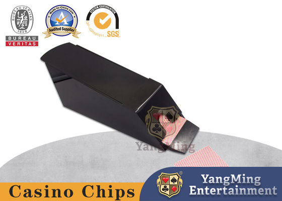 acheter Nouveau design noir 8 paires de cartes de poker Table de casino Baccarat Table de jeu du Texas Chaussures de croupier fabrication en ligne