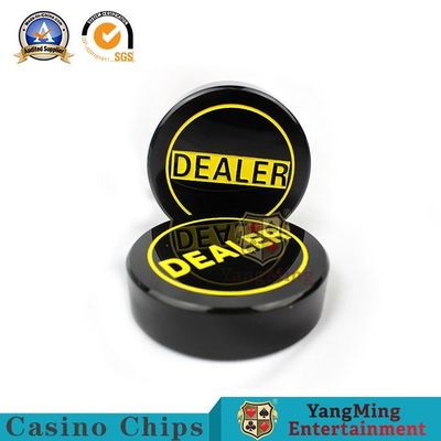 acheter Noir classique traditionnel et carte de gravure à hautes températures jaune de jeu de club de Texas Dealer Positioning Card Poker fabrication en ligne