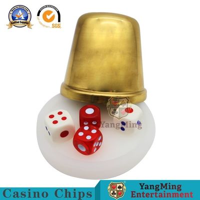acheter Tasse de matrices de cuivre de main d'or titanique d'accessoires de jeu de casino de solides solubles fabrication en ligne