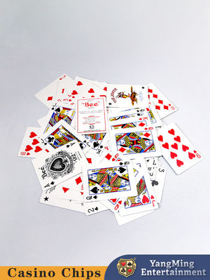 Marque UV de casino d'abeille de noir de noyau de papier de jeu de cartes de plate-formes rouges internationales du bleu 144